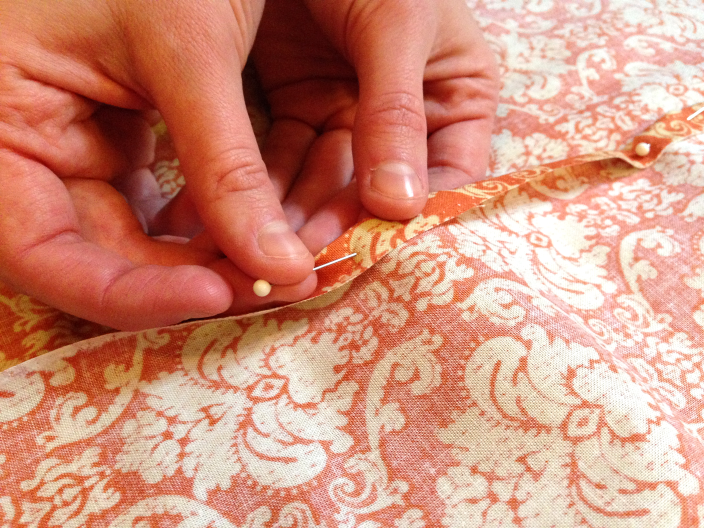 diy curtains - pinning close up