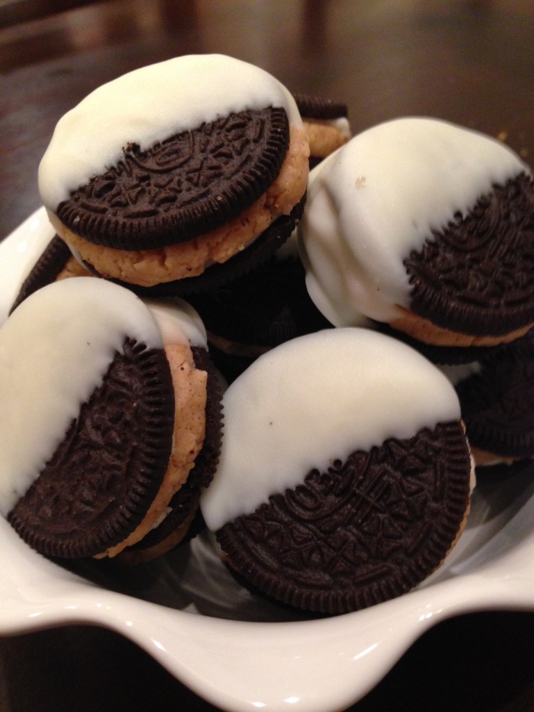 Oreo Reese's - in bowl