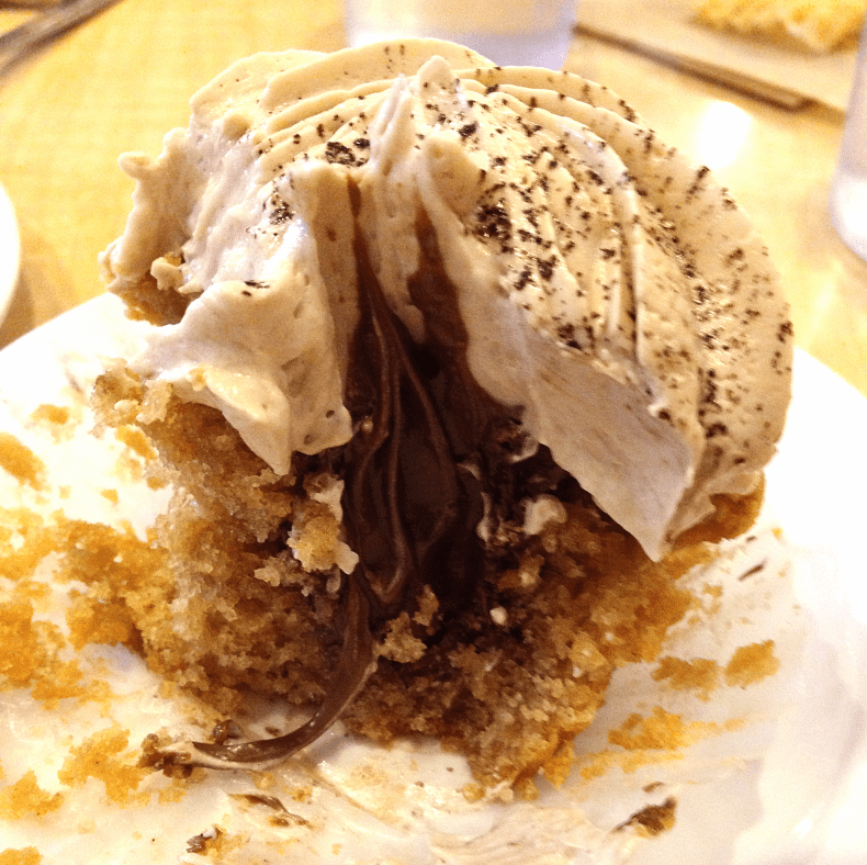 Molly's Cupcakes - peanut butter nutella