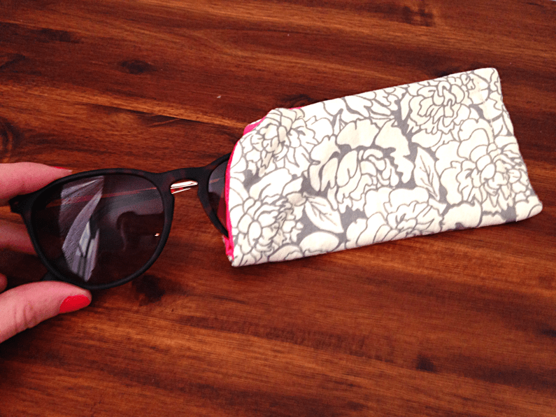 Bunny Baubles DIY Sunnies Sleeve 3