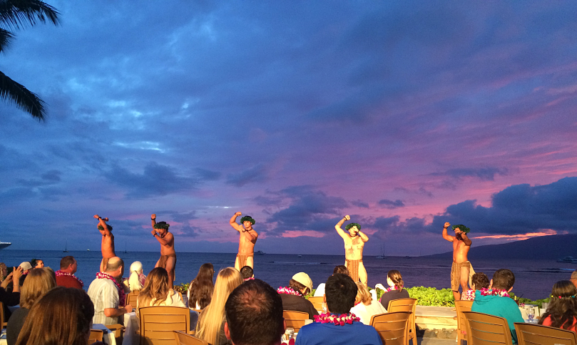 Luau Loving by Bunny Baubles Blog 10