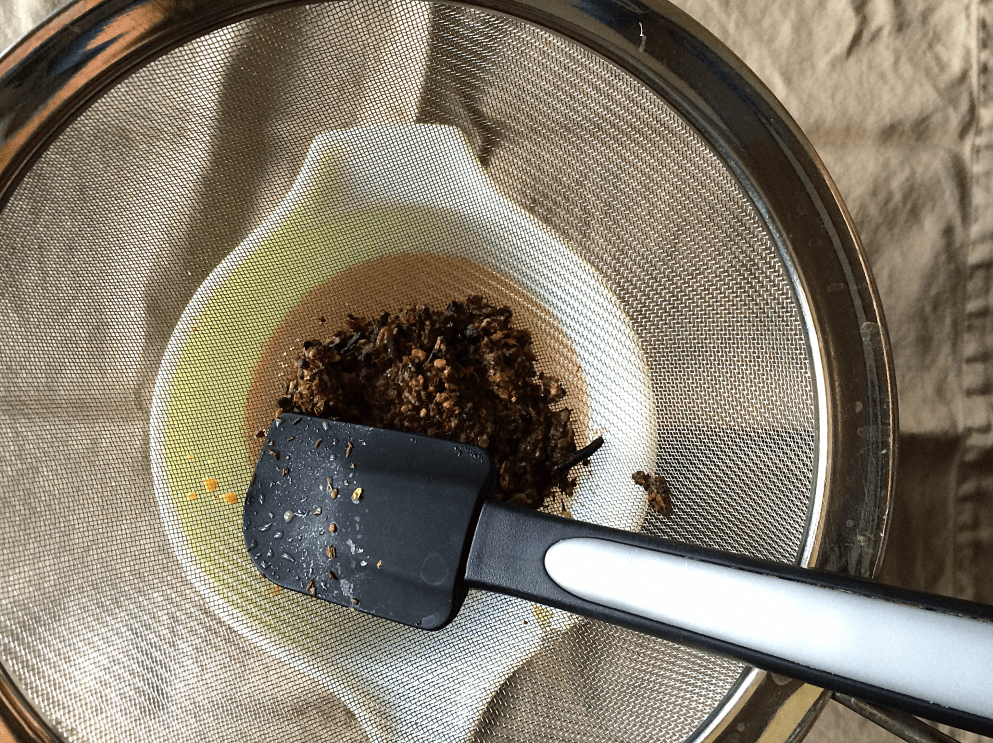 Vanilla Chai Bundt Cake by Bunny Baubles Blog 3