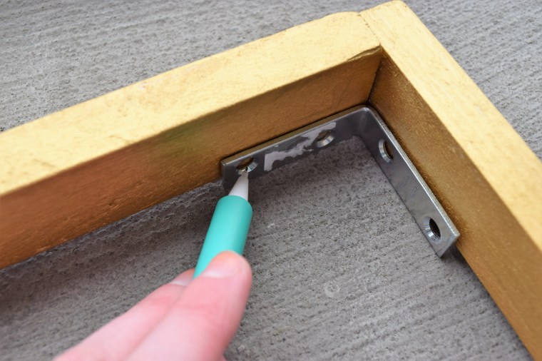 DIY Canvas Picture Frame by Bunny Baubles Blog 3