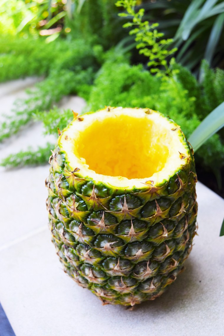 DIY Daiquiris in Pineapple Cups by Bunny Baubles 3
