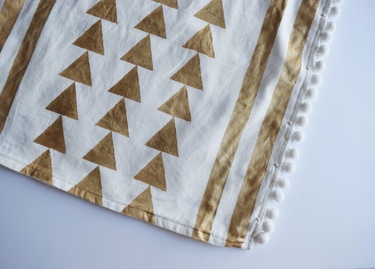 DIY Gold Painted Tribal Pillow Case Step 6