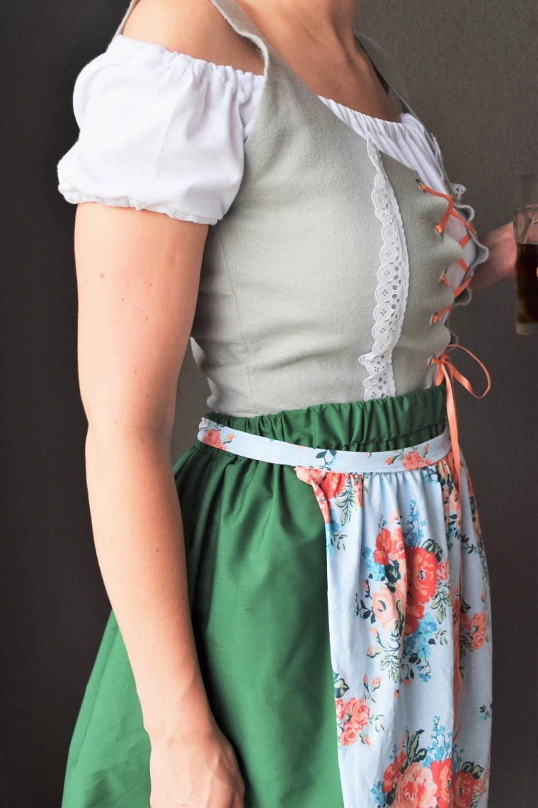 oktoberfest-dirndl-diy-by-bunny-baubles-4