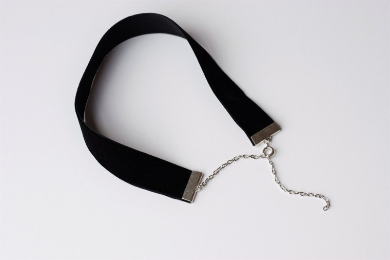 diy-choker-necklace-by-bunny-baubles-6