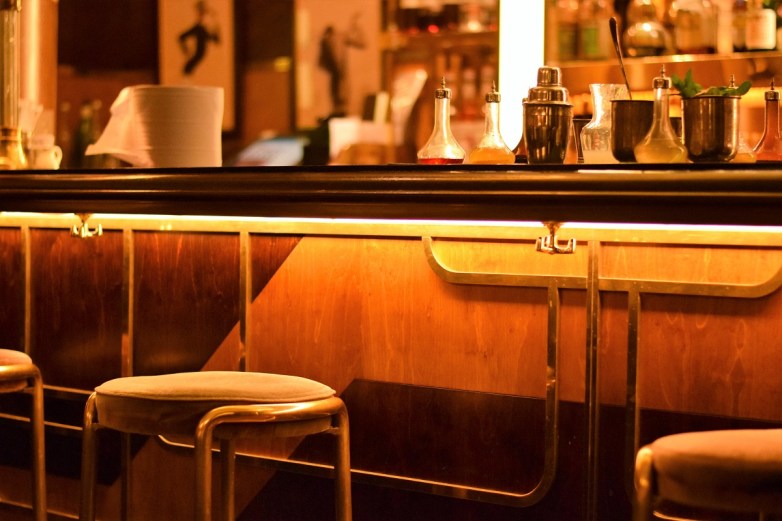 london-travel-tips-by-bunny-baubles-blog-bar-americain-1