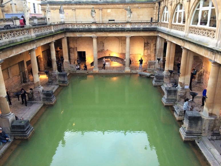 london-travel-tips-by-bunny-baubles-blog-roman-baths