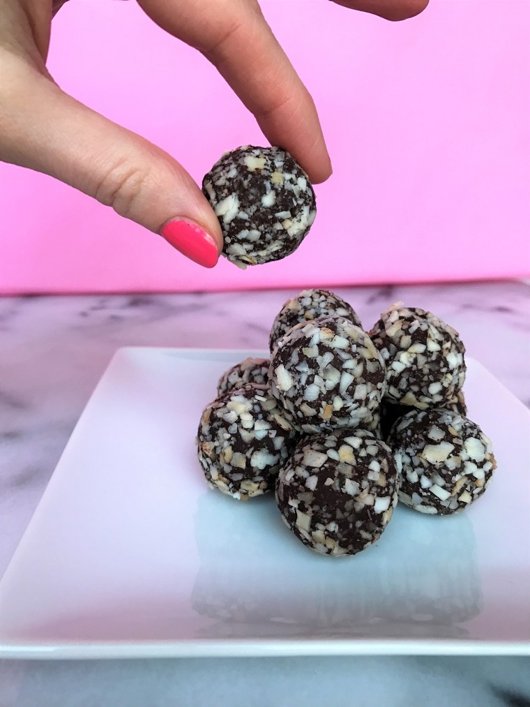 dairy-free-dark-chocolate-whiskey-truffles-by-bunny-baubles-7
